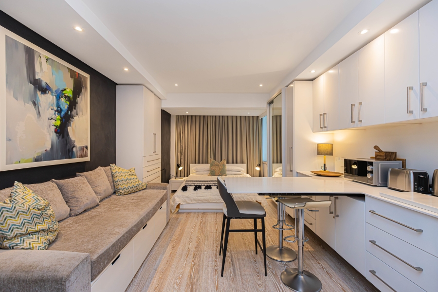 To Let 1 Bedroom Property for Rent in Mouille Point Western Cape